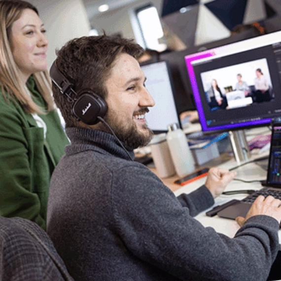 Echanges entre collaborateurs